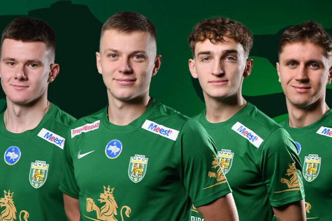 «А разговоров-то было». Фанаты о переходе четырех игроков Руха в Карпаты