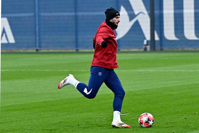 ФОТО. Кварацхелія провів дебютне тренування у ПСЖ