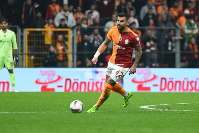 ВІДЕО. Болючий рикошет. Динамо пропустило другий м'яч від Галатасараю