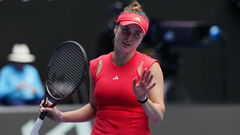 Won the set with the 14th racket. Svitolina failed to reach the semi-finals of the Aus Open