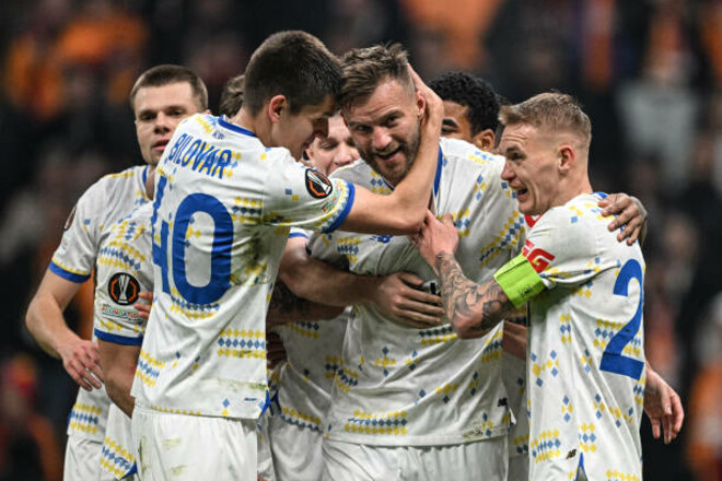 ФОТО. Жена Ярмоленка отреагировала на игру мужа против Галатасарая