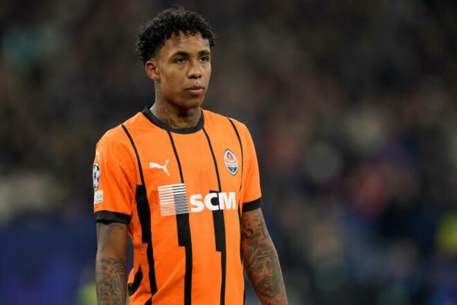 ВИДЕО. Горняки очень быстро шокировали французов. Шахтер забил Бресту в ЛЧ