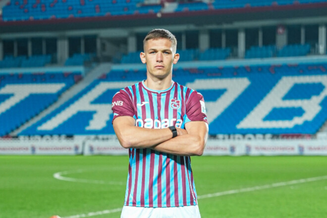 «Освободил место». Фанаты – о переходе Даниила Сикана в Трабзонспор