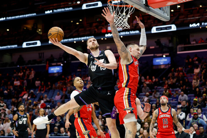 Михайлюк набрал 6 очков. Юта уступила Оклахоме-Сити и другие результаты