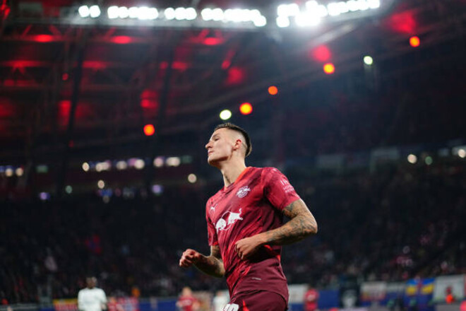 Беньямин Шешко забивает в пяти матчах подряд во всех соревнованиях