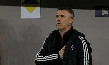 ФОТО. Тренер сборной Украины посетил тренировку донецкого Шахтера