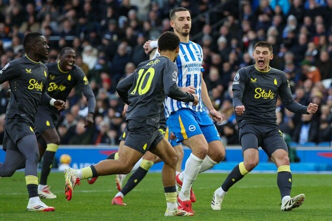 «Был лучшим игроком». Реакция фанатов Эвертона на победу и игру Миколенко