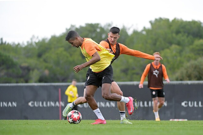 ФОТО. Тренировка Шахтера. Горняки готовятся к матчу ЛЧ против Боруссии Д