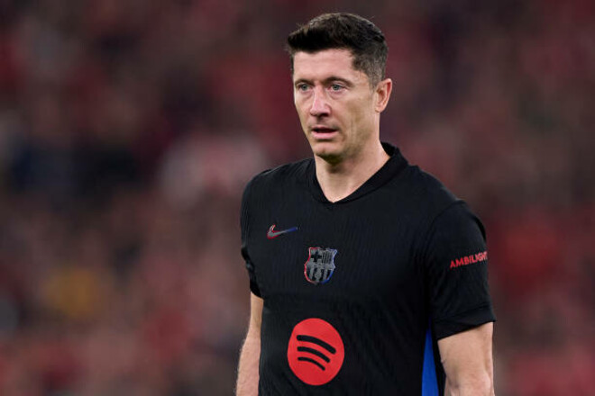 Уйдет или останется? Левандовски определился со своим будущим в Барселоне