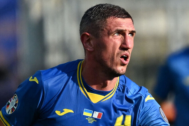 Ексгравець збірної України: «Ніколи б не одягнув біло-синю футболку Динамо»