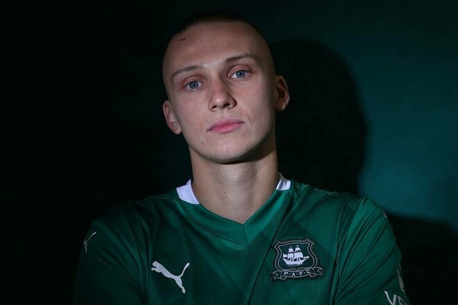 «Складна турнірна ситуація». Таловеров – про дебют у Плімуті та MVP