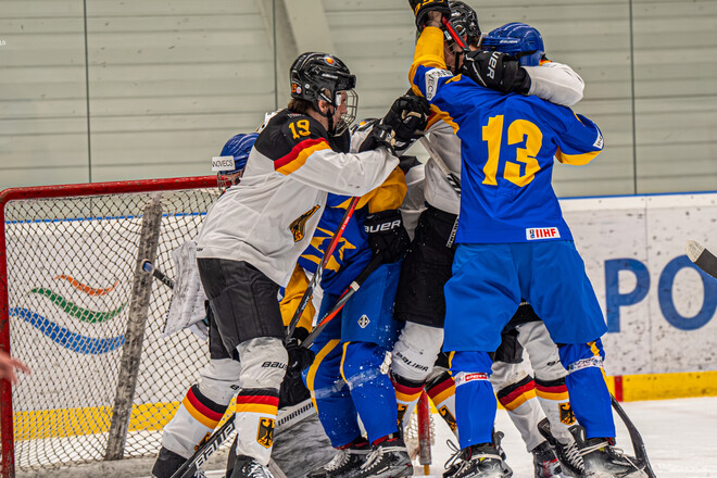 10 шайб. Збірна України U-18 обіграла Німеччину