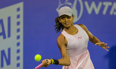 15-річна школярка дійшла до півфіналу турніру WTA, встановивши рекорд