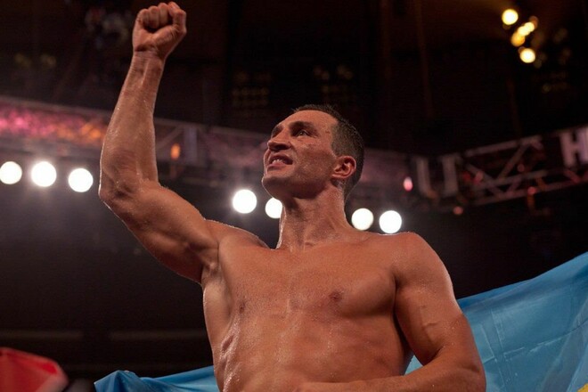 Расс АНБЕР: «Кличко думает, что это будет легче, чем бороться на войне»