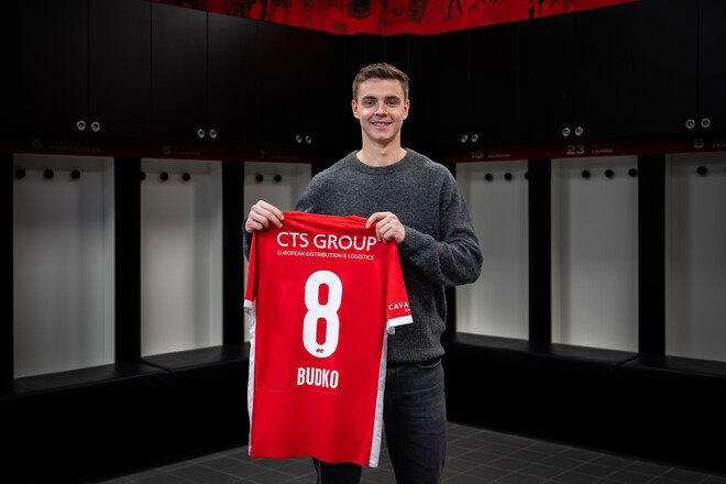 Богдан БУДКО: «Я дуже пишаюся, що підписав контракт із АЗ Алкмар»