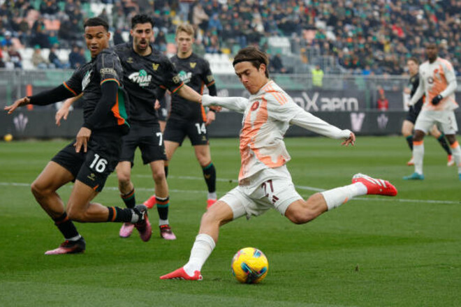 Невероятная серия. Рома минимально одолела Венецию на выезде