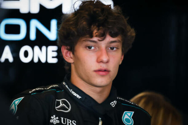 Пилот Мерседеса: «Я просто новичок, а не тот, кто заменит Хэмилтона»