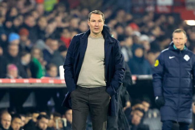 ОФІЦІЙНО. Нідерландський клуб звільнив тренера перед матчем Ліги чемпіонів