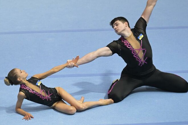Акробатика. Украинские вице-чемпионы мира выступят на 1-м этапе Кубке мира