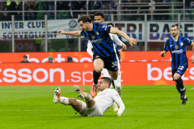 ФОТО. «Футбол вмирає». Суддівський скандал в Італії через гол Інтера