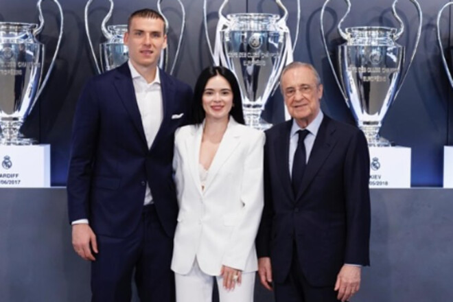 ФОТО. Анчелотти не согласится. Жена поздравила Лунина с Днем рождения