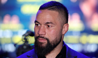 Паркер назвав Усика найкращим боксером, з яким він ще не бився