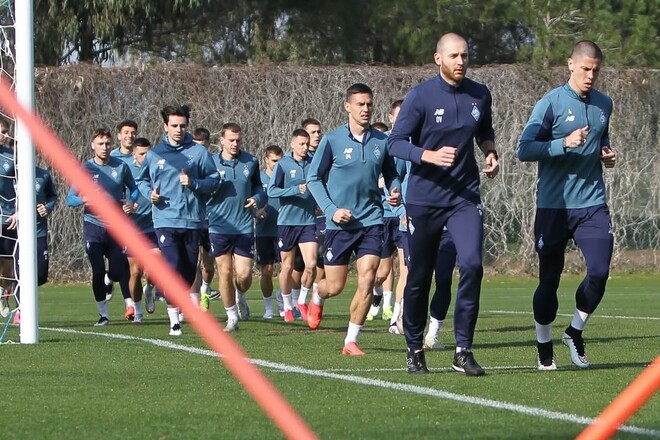 Будущий первый номер? На тренировке Динамо появился 17-летний вратарь