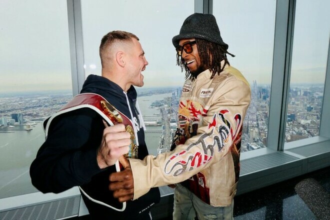 ВИДЕО. Беринчик и Дэвис прошли взвешивание. Есть неожиданность