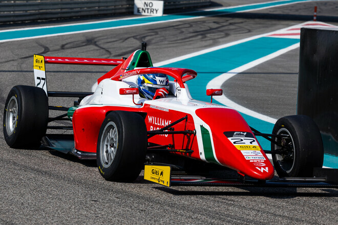 Олександр Бондарев у перегонах 2025 F4 Middle East. Дивитися онлайн LIVE