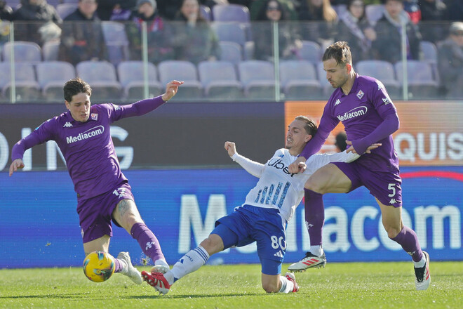 Комо Сеска Фабрегаса на выезде разобралось с Фиорентиной