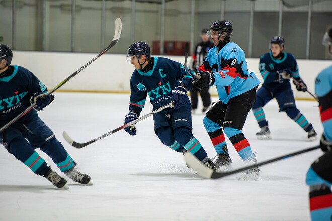 Шторм разгромил Киев Кэпиталз, 5 шайб Кременчуга