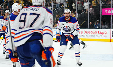 Плей-оф НХЛ. Вашингтон зрівняв рахунок, неймовірний овертайм у Вегасі