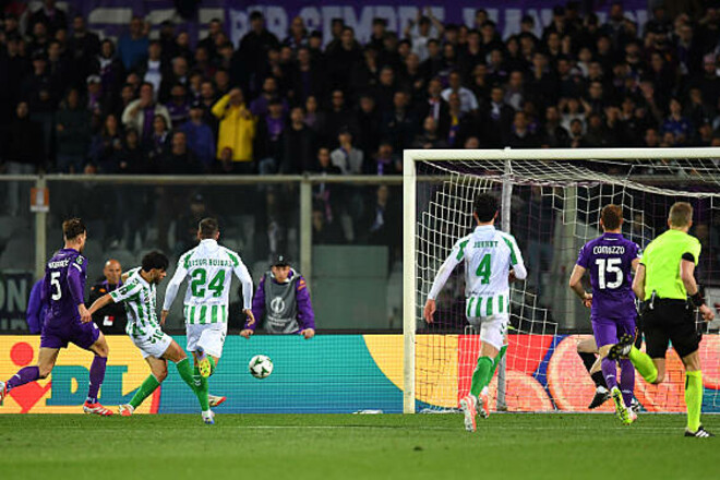 ВІДЕО. Швидка контратака, асист Антоні. Переможний гол Бетіса у дуелі з Фіо