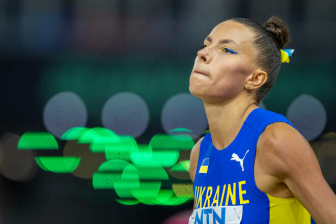 «К Мудрику в компанию». Болельщики – об отстранении Бех-Романчук