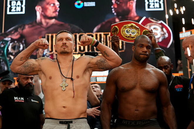 ВИДЕО. Игрок сборной Украины приехал на бой Усика с Дюбуа