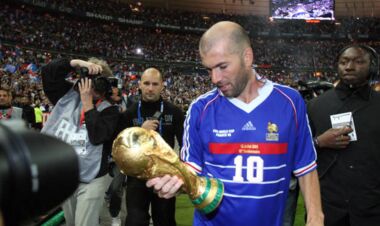 Зідан – один із трьох гравців в історії з унікальною трофейною колекцією