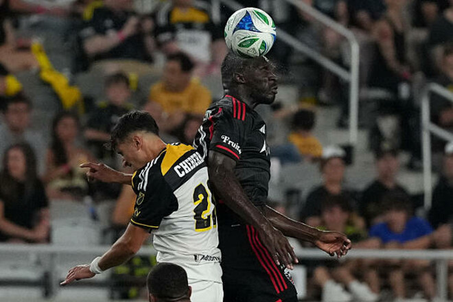 MLS. Смоляков, Синчук та Чеберко зіграли у матчах регулярного чемпіонату