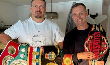 ФОТО. Много поясов: Шевченко опубликовал снимок с Усиком