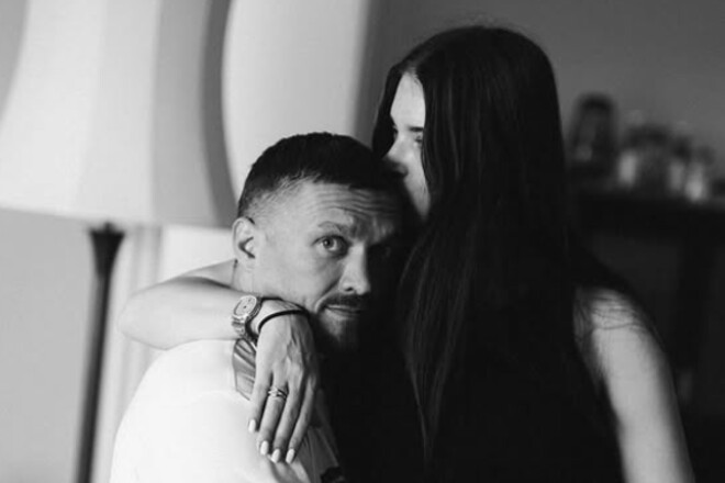 Дружина Усика звернулася до чоловіка після його перемоги над Дюбуа