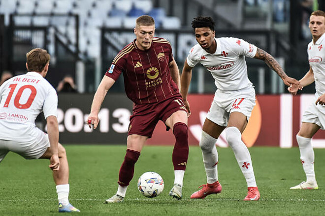 «Они пытались». В Италии рассказали, как у Ромы сорвались планы на Довбика