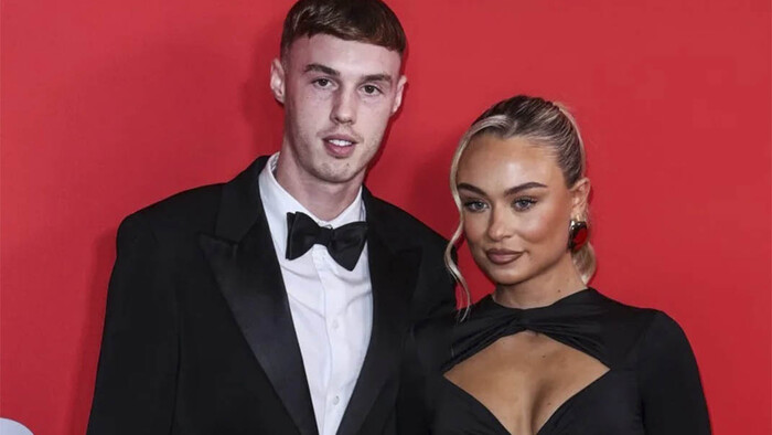 ФОТО. Коул Палмер ответил отказом на предложение жениться. Они расстались