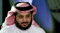Аль-Шейх анонсировал большой сюрприз после реванша Усик – Дюбуа
