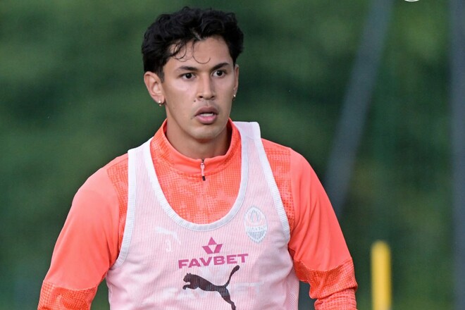 ФОТО. Легіонер Шахтаря повернувся до занять в основній групі