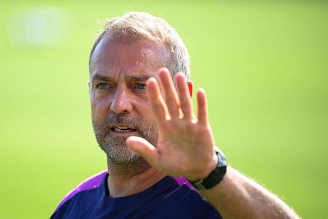 Флік попросив розірвати контракт з гравцем Барселони. У них була сварка