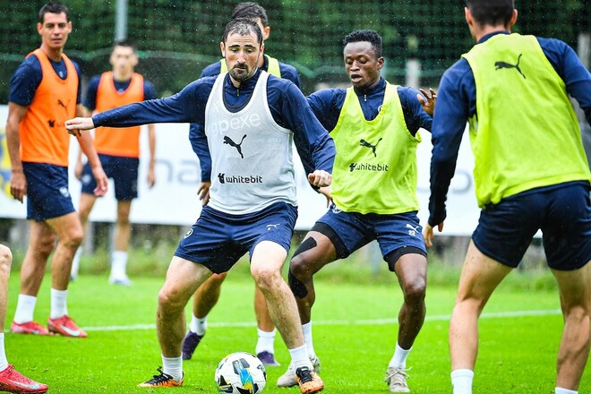 Металлист 1925 и Боруссия М проводят спарринг. Стартовые составы