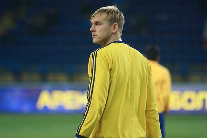 Екс-голкіпер Таврії та Арсеналу продовжив контракт з Колосом