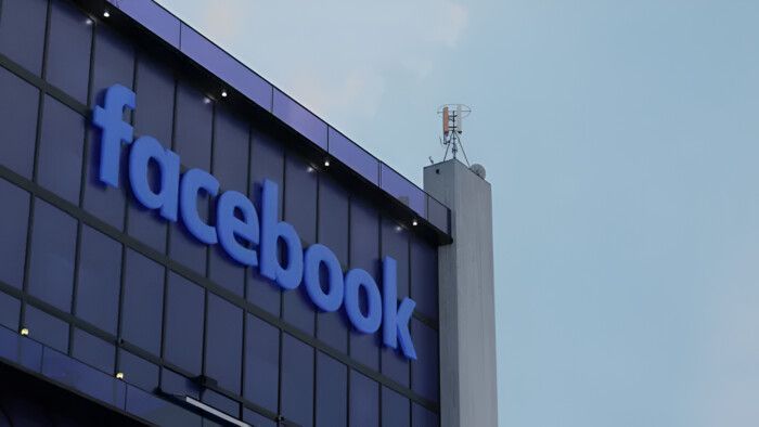 Facebook в Индии блокирует страницы блогеров из-за нелегального гемблинга