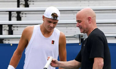 9-й номер ATP, тренером которого стал именитый Агасси, снялся с Вашингтона