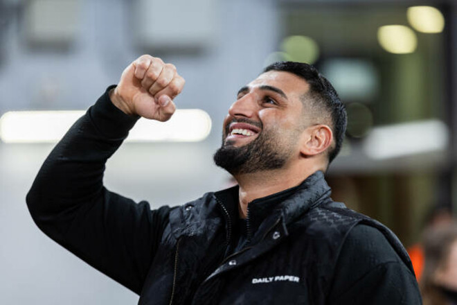 Временный чемпион мира в супертяжелом весе бросил вызов Усику