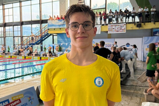 Ukrainian swimmer became a silver medalist Eyuoff 2025
